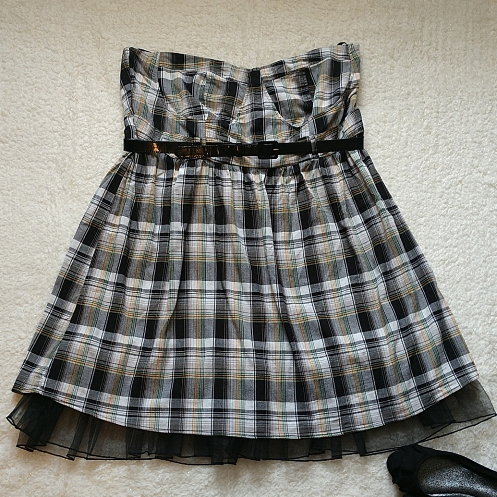 Torrid size 22 plaid belted dress